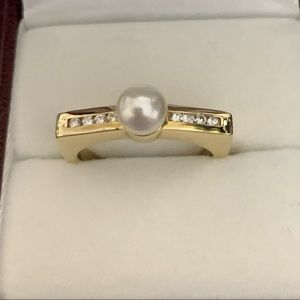 NWOT 14KY Genuine 6mm Cultured Pearl/Diamond Ring